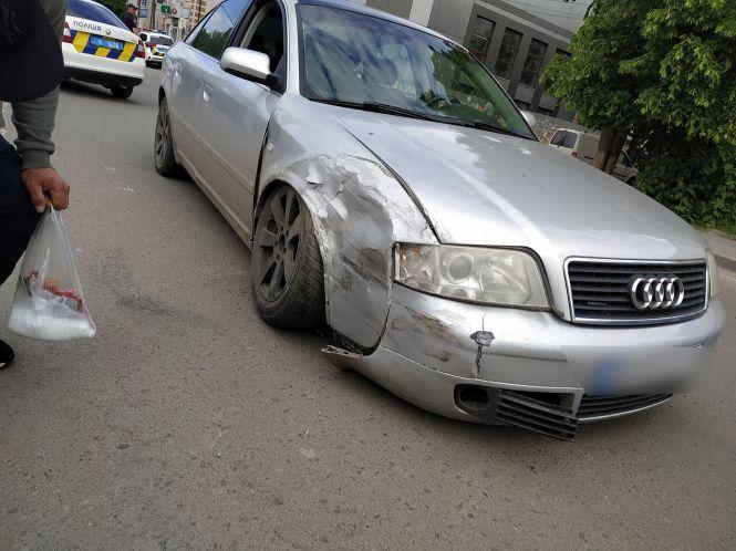 Новини Козятина - фото з Потрійне ДТП в центрі Козятина: «обійнялись»три автівки Потрійне ДТП в центрі Козятина: «обійнялись»три автівки, фото №1 на сайті 20minut.ua