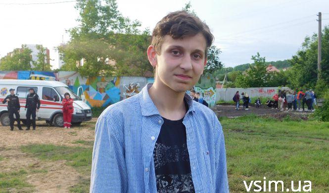 Новини Хмельницького - фото з Юним хмельничанам просто “зносило башню” у ритмі слему на «Rock&Buh» Юним хмельничанам просто “зносило башню” у ритмі слему на «Rock&Buh», фото №5 на сайті vsim.ua