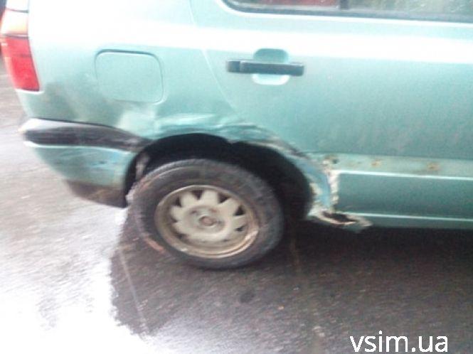 На Кам’янецькій зіткнулися 51-й автобус і “Volkswagen” на литовських номерах, фото №3 на сайті vsim.ua