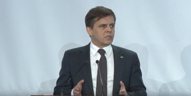 2 мільйони за селфі з Порошенком, фото №1 на сайті 20minut.ua