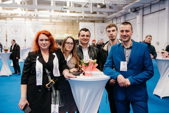 2 мільйони за селфі з Порошенком, фото №15 на сайті 20minut.ua