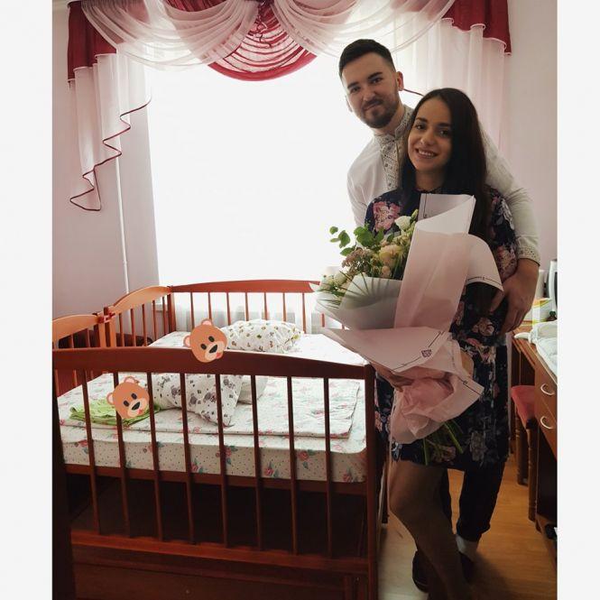 У доньки відомого тернопільського співака народилась двійня, фото №2 на сайті 20minut.ua