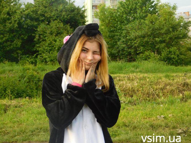 У Хмельницькому на «Rock&Buh» тусили єдинороги, пінгвінчик та рокери з кольоровими ірокезами, фото №1 на сайті vsim.ua