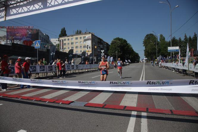 Новини Вінниці - фото з Вінницький напівмарафон:  хто вони – переможці  наймасовішого забігу міста Вінницький напівмарафон:  хто вони – переможці  наймасовішого забігу міста, фото №1 на сайті 20minut.ua