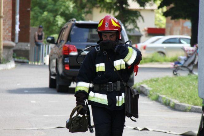 Новини Вінниці - фото з Евакуювали мешканців: на Київській «гасили пожежу» у 16-поверхівці Евакуювали мешканців: на Київській «гасили пожежу» у 16-поверхівці, фото №2 на сайті 20minut.ua