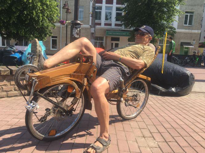 Новини Хмельницького - фото з Лежачі та багатомісні: яких двоколісних показали хмельничани у Велодень Лежачі та багатомісні: яких двоколісних показали хмельничани у Велодень, фото №1 на сайті vsim.ua