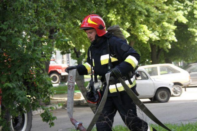 Новини Вінниці - фото з Евакуювали мешканців: на Київській «гасили пожежу» у 16-поверхівці Евакуювали мешканців: на Київській «гасили пожежу» у 16-поверхівці, фото №12 на сайті 20minut.ua
