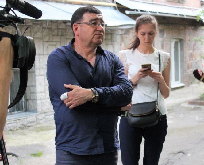 Стали известны условия, по которым жильцам дома около Макдональдса в центре Винницы отремонтируют фасад (Фото)