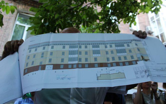 Дім біля МакДональдса відремонтують в «обмін» на балкони та кондиціонери, фото №2 на сайті 20minut.ua