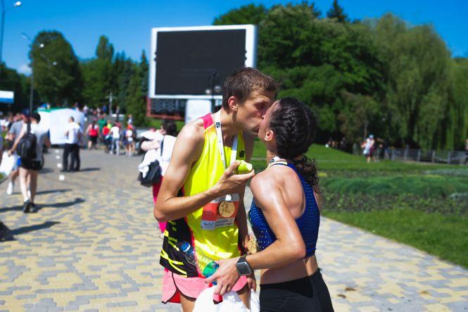 Новини Вінниці - фото з Три тисячі переможців. Спортсмени від 3 до 77 років бігали Вінницею Три тисячі переможців. Спортсмени від 3 до 77 років бігали Вінницею, фото №4 на сайті 20minut.ua