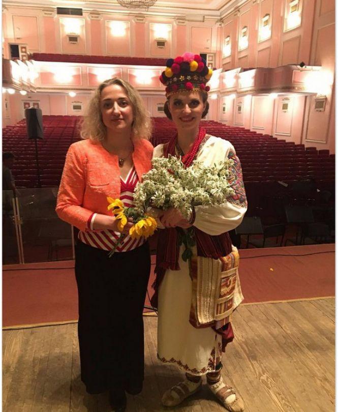 Новини Вінниці - фото з Унікальні гуцульські костюми і справжнє народне весілля! «Гуцулка Ксеня» на OPERAFEST неабияк здивує! Унікальні гуцульські костюми і справжнє народне весілля! «Гуцулка Ксеня» на OPERAFEST неабияк здивує!, фото №5 на сайті 20minut.ua