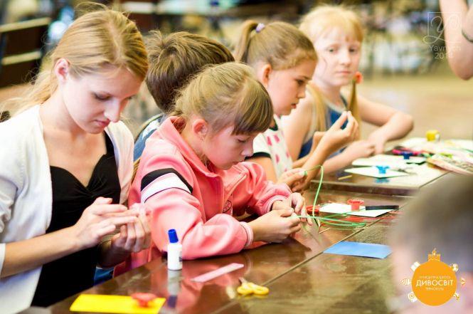 Новини Тернополя - фото з Табори для юних блогерів, фінансистів, спортсменів і просто для малюків, яких зроблять щасливими Табори для юних блогерів, фінансистів, спортсменів і просто для малюків, яких зроблять щасливими, фото №5 на сайті 20minut.ua