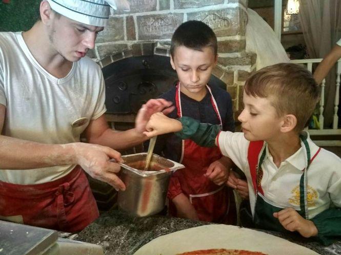 Новини Тернополя - фото з Табори для юних блогерів, фінансистів, спортсменів і просто для малюків, яких зроблять щасливими Табори для юних блогерів, фінансистів, спортсменів і просто для малюків, яких зроблять щасливими, фото №4 на сайті 20minut.ua