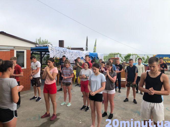 Новини Тернополя - фото з «Ми вперше море побачили!»: курсанти зі Збаража 11 днів безкоштовно відпочивають у Затоці «Ми вперше море побачили!»: курсанти зі Збаража 11 днів безкоштовно відпочивають у Затоці, фото №3 на сайті 20minut.ua