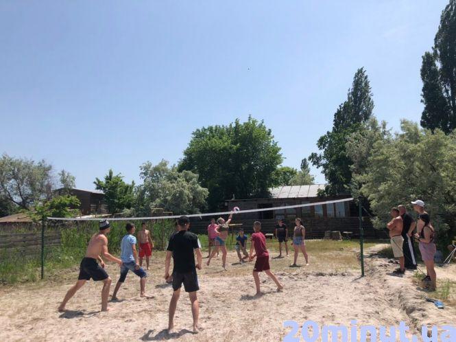 Новини Тернополя - фото з «Ми вперше море побачили!»: курсанти зі Збаража 11 днів безкоштовно відпочивають у Затоці «Ми вперше море побачили!»: курсанти зі Збаража 11 днів безкоштовно відпочивають у Затоці, фото №2 на сайті 20minut.ua