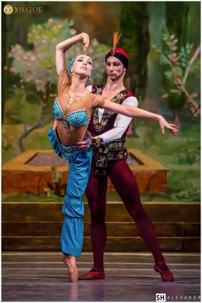 «Тисяча і одна ніч» під відкритим небом Палацу Потоцьких, фото №13 на сайті 20minut.ua