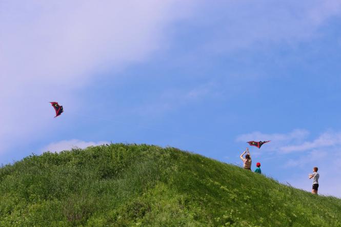 Новини Кам'янця-Подільського - фото з Над Кам'янцем літали змії (ФОТО) Над Кам'янцем літали змії (ФОТО), фото №5 на сайті 20minut.ua
