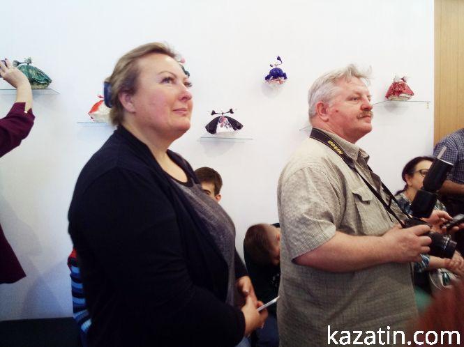 Двадцять одну паперову красуню представили на виставці, фото №6 на сайті 20minut.ua