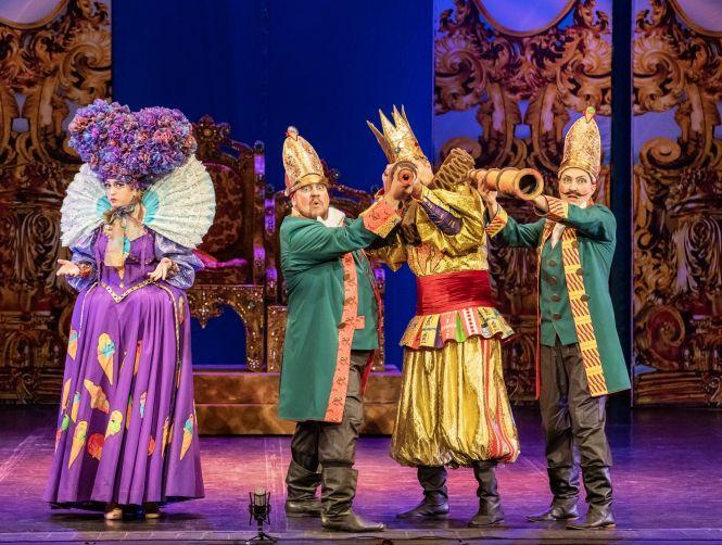 Новини Вінниці - фото з Історія «мажорки» і «Авіатор» – режисер. Чим здивує перший день OPERAFEST TULCHYN? Історія «мажорки» і «Авіатор» – режисер. Чим здивує перший день OPERAFEST TULCHYN?, фото №3 на сайті 20minut.ua