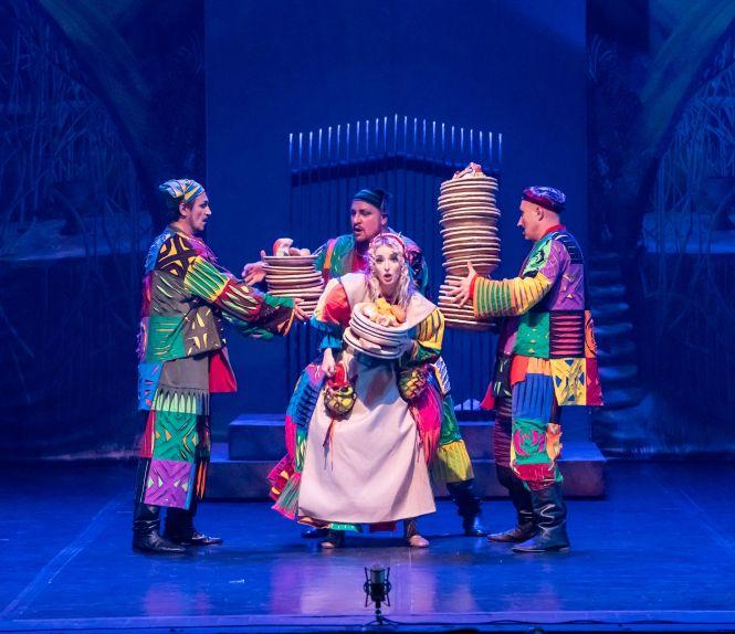 Новини Вінниці - фото з Історія «мажорки» і «Авіатор» – режисер. Чим здивує перший день OPERAFEST TULCHYN? Історія «мажорки» і «Авіатор» – режисер. Чим здивує перший день OPERAFEST TULCHYN?, фото №5 на сайті 20minut.ua