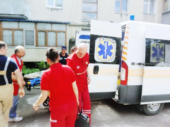 Надзвичайники відчинили двері до квартири пенсіонера, який не виходив другий день, фото №2 на сайті 20minut.ua