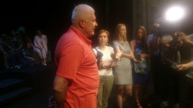 Новини Тернополя - фото з Тернопільський драмтеатр закриє сезон прем’єрою комедії з двома зникненнями Тернопільський драмтеатр закриє сезон прем’єрою комедії з двома зникненнями, фото №6 на сайті 20minut.ua