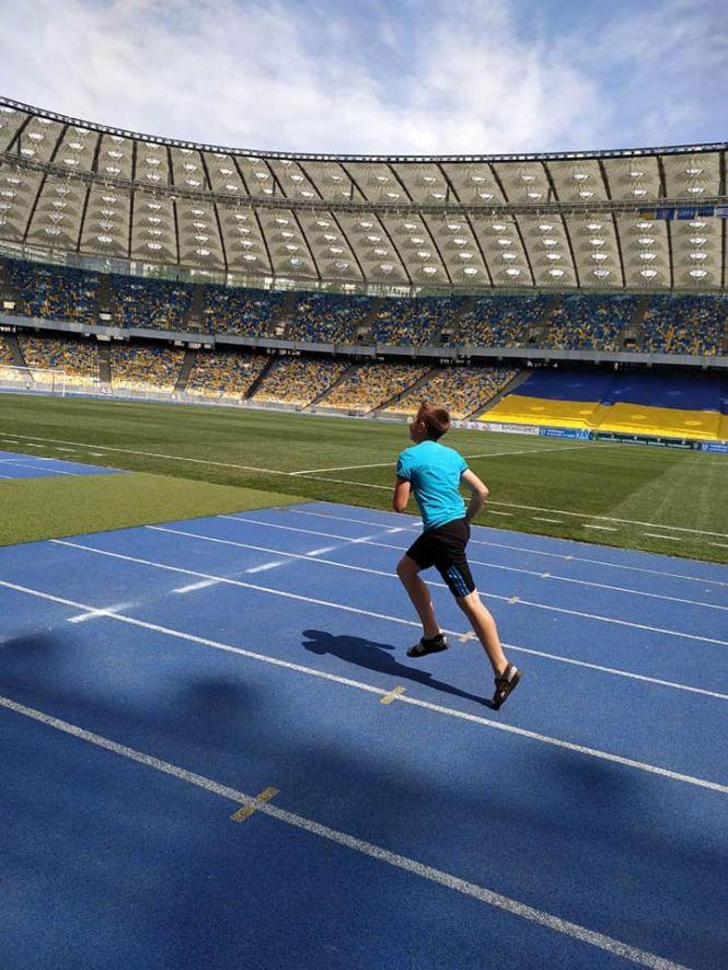 Учні дубовомахаринецької школи побували на 1+1 та  НСК Олімпійський, фото №5 на сайті 20minut.ua