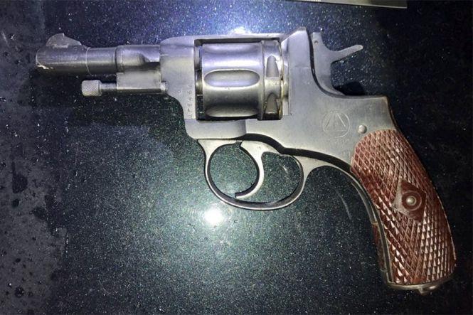 Новини Хмельницького - фото з Вночі п'яний водій на Інститутській стріляв у людей та вчинив ще кілька ДТП, тікаючи від копів Вночі п'яний водій на Інститутській стріляв у людей та вчинив ще кілька ДТП, тікаючи від копів, фото №3 на сайті vsim.ua