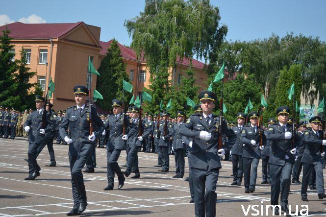 Під дзвін монет з прикордонної академії випустили 350 молодих лейтенантів (ФОТО, ВІДЕО), фото №14 на сайті vsim.ua