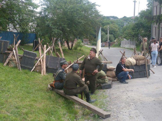 Новини Тернополя - фото з Реконструкція бою та святковий концерт: в Ягільниці відзначають 100-річча Чортківської офензиви Реконструкція бою та святковий концерт: в Ягільниці відзначають 100-річча Чортківської офензиви, фото №4 на сайті 20minut.ua