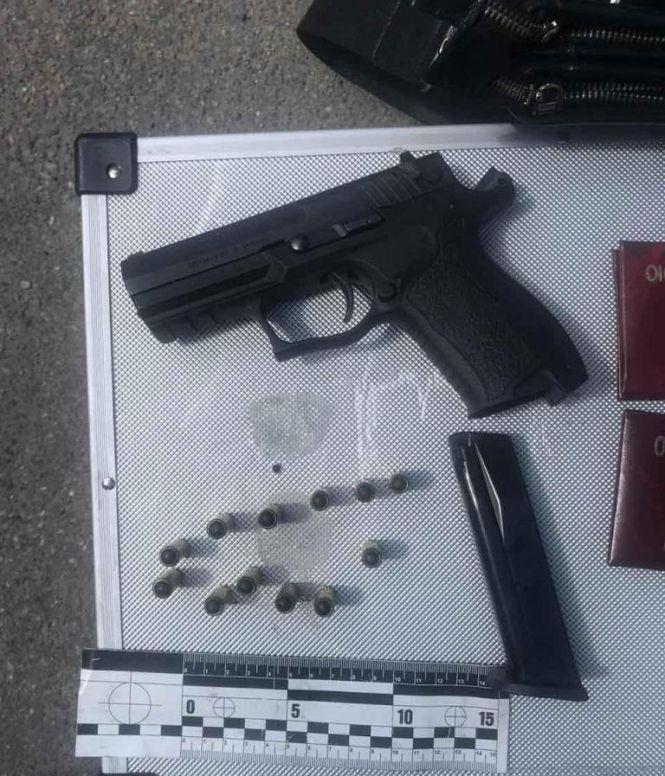 Новини Вінниці - фото з Такі орли у СІЗО не сидять. Суд випустив тих, хто вимагав у фермера $240 тисяч Такі орли у СІЗО не сидять. Суд випустив тих, хто вимагав у фермера $240 тисяч, фото №4 на сайті 20minut.ua