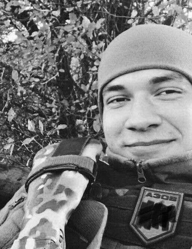 У Козятині сьогодні День жалоби. Прощатимуться з Героєм Максимом Олексюком, фото №1 на сайті 20minut.ua