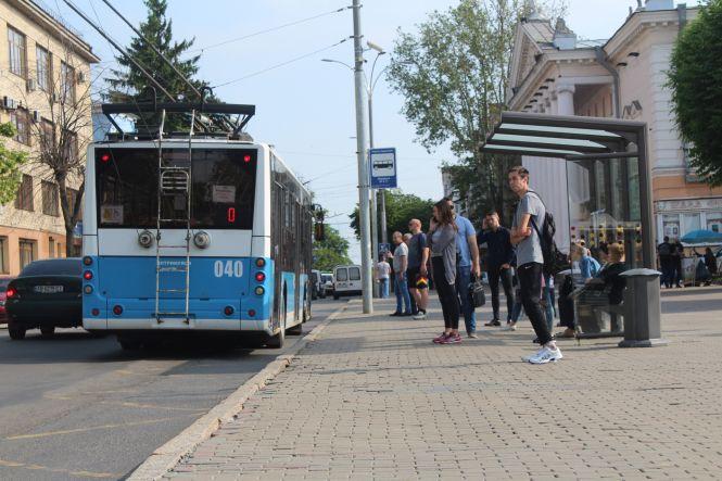 Новини Вінниці - фото з Зупинку біля театру зроблять як в Кельце. Готові витратити 2 мільйони гривень Зупинку біля театру зроблять як в Кельце. Готові витратити 2 мільйони гривень, фото №1 на сайті 20minut.ua