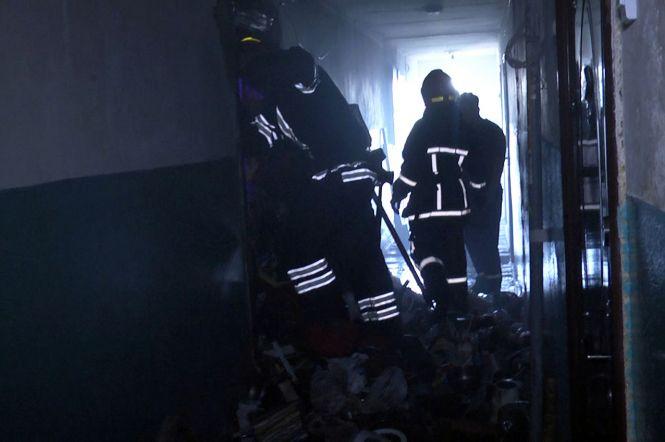 Новини Хмельницького - фото з Зранку у Хмельницькому горіла квартира в багатоповерхівці Зранку у Хмельницькому горіла квартира в багатоповерхівці, фото №2 на сайті vsim.ua