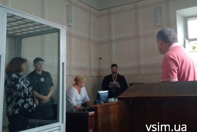 “Вона сама попросила”: що казала на суді хмельничанка, яка хотіла продати дочку в секс-рабство, фото №1 на сайті vsim.ua