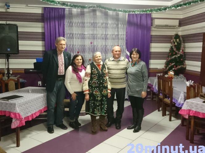 У 92 жителька Тернопільщини влаштовує дефіле, вишиває без окулярів та  їздить на фестивалі, фото №8 на сайті 20minut.ua