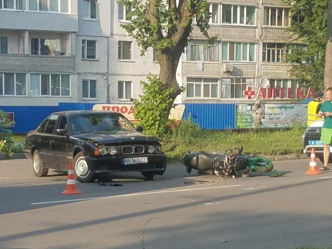 На Тернопільській  «BMW» наїхав на мотоцикліста, фото №2 на сайті vsim.ua