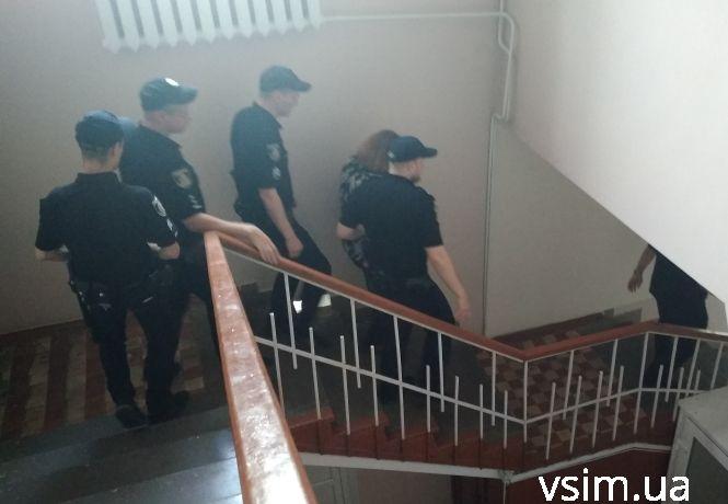 “Вона сама попросила”: що казала на суді хмельничанка, яка хотіла продати дочку в секс-рабство, фото №3 на сайті vsim.ua