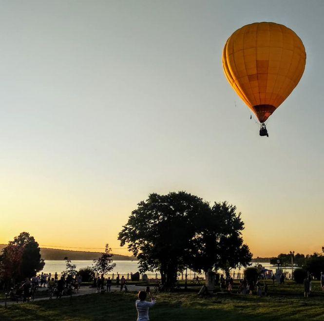 Новини Тернополя - фото з Фото дня: тернополянин освідчився коханій в небі Фото дня: тернополянин освідчився коханій в небі, фото №1 на сайті 20minut.ua