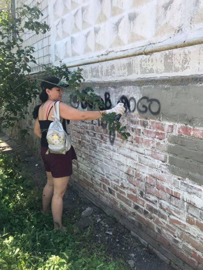 Антинаркотичний рейд: на Замості 70 вінничан «боролися зі злом», фото №2 на сайті 20minut.ua