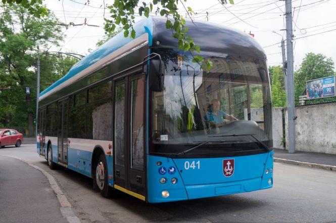 Новини Вінниці - фото з Тролейбуси «Вінниця» купують по запчастинам. І зроблять ще три машини Тролейбуси «Вінниця» купують по запчастинам. І зроблять ще три машини, фото №1 на сайті 20minut.ua