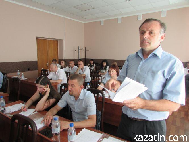 Новини Козятина - фото з Сесія міськради: голосували «за» почесні звання, нагрудні знаки, ремонти в школах Сесія міськради: голосували «за» почесні звання, нагрудні знаки, ремонти в школах, фото №3 на сайті 20minut.ua