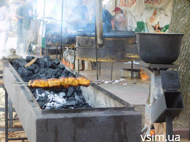 Новини Хмельницького - фото з Фуд-корт на “HlushenkovFolkfest”: що і за скільки можна з’їсти Фуд-корт на “HlushenkovFolkfest”: що і за скільки можна з’їсти, фото №6 на сайті vsim.ua