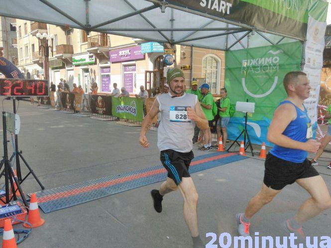 Традиційний півмарафон у Тернополі зібрав більше 1000 учасників зі всієї України, фото №7 на сайті 20minut.ua