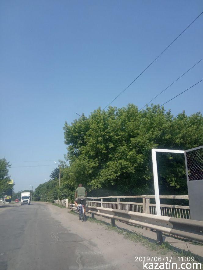 Козятин сьогодні, до дощу: аварійний міст, нова розмітка і тротуари, фото №3 на сайті 20minut.ua