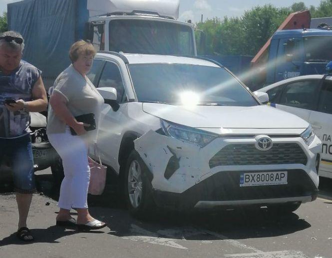 Новини Хмельницького - фото з Біля "Епіцентру" зіткнулися “Opel” та “Toyota” Біля "Епіцентру" зіткнулися “Opel” та “Toyota”, фото №2 на сайті vsim.ua