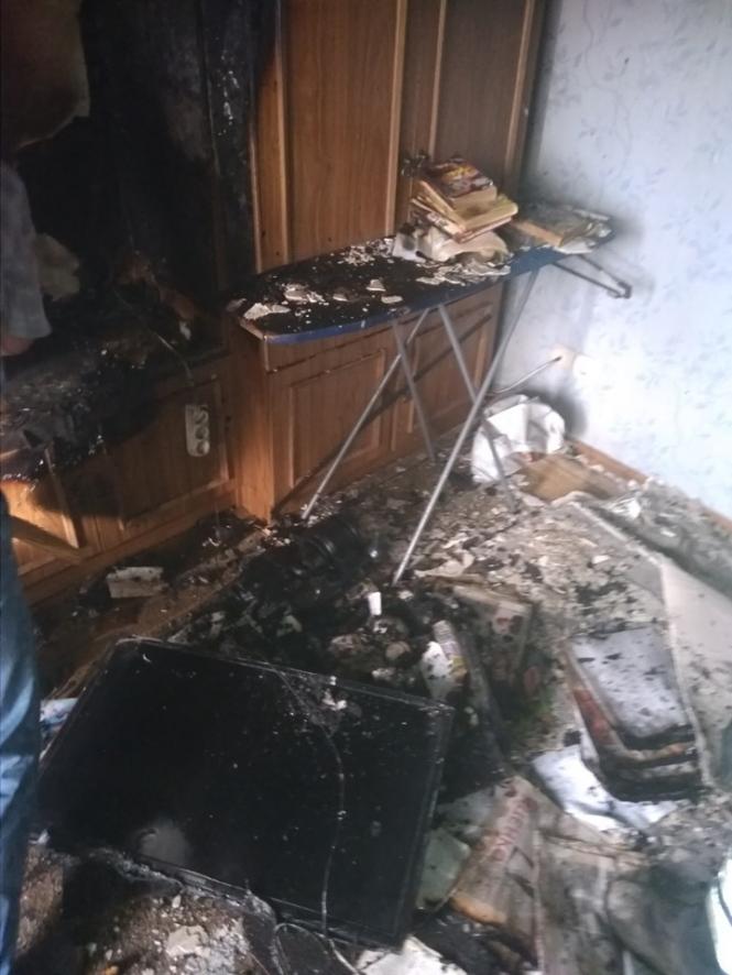 Рятувальники погасили квартиру по вулиці Розвадовського, фото №1 на сайті 20minut.ua