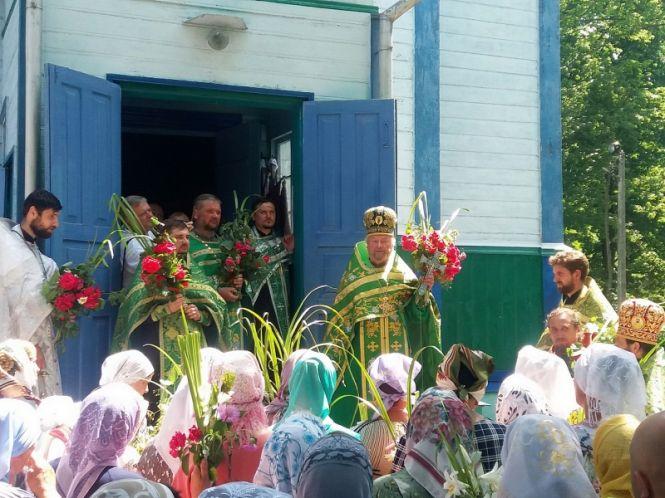 Новини Житомира - фото з Унікальний храм на Житомирщині відзначив престольне свято Унікальний храм на Житомирщині відзначив престольне свято, фото №3 на сайті 20minut.ua