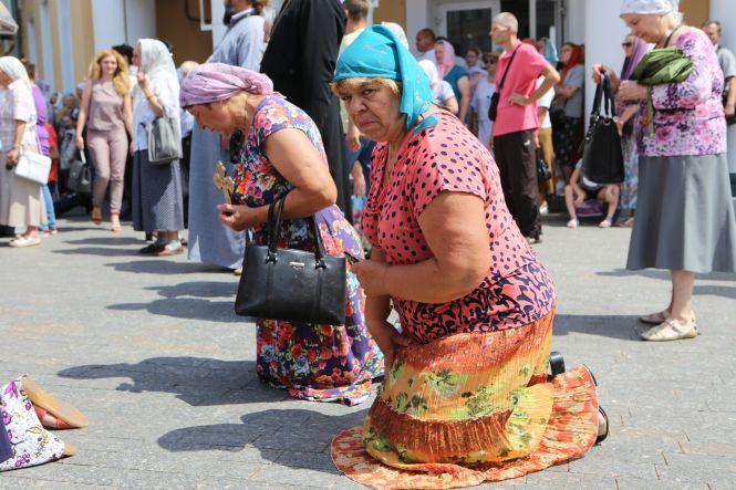 Новини Вінниці - фото з «Дайте болгарку!» Віряни МП вимагали в губернатора припинити рейдерство «Дайте болгарку!» Віряни МП вимагали в губернатора припинити рейдерство, фото №3 на сайті 20minut.ua
