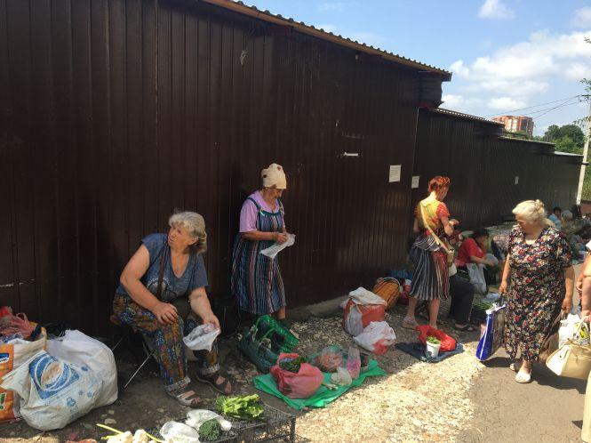 Фруктово-овочевий сезон: що і за скільки продають на центральних ринках  Хмельницького, фото №4 на сайті vsim.ua